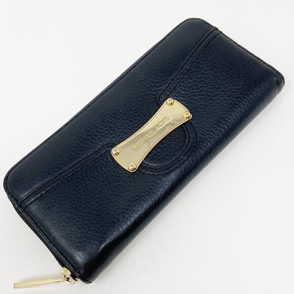 MICHAEL KORS | Black Leather Zip Top Wallet - Picture 1 of 7